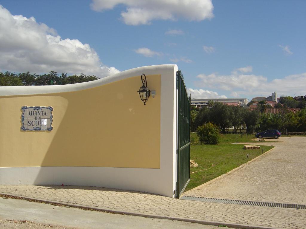 לינה וארוחת בוקר סינטרה Quinta Do Scoto מראה חיצוני תמונה